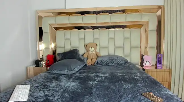 candy-sam28 online show from 02-17-25, 11:09