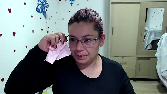 Snapshot of lilisa777 chatting on 02-08-25, 12:17 lilisa777 online show from 02-08-25, 12:17