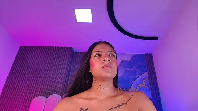hot dione online show from 04-30-26, 08:57