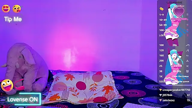 Snapshot of michelle_explosive chatting on 12-29-24, 10:12 michelle explosive online show from 12-29-24, 10:12