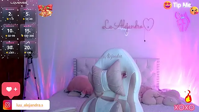 alee lenoxx online show from 12-20-24, 05:14
