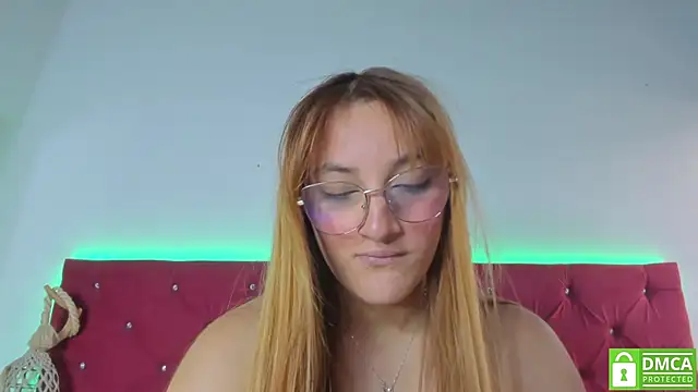 Snapshot of Ruth_harvey_ chatting on 01-26-25, 04:30 Ruth harvey online show from 01-26-25, 04:30