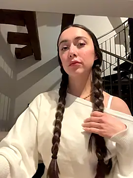 emiliasommer online show from 11-25-25, 07:47