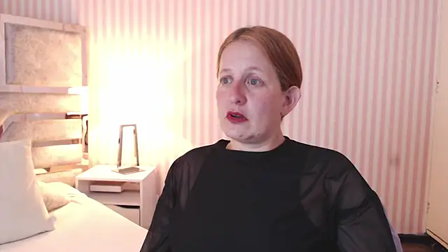 ViioletaMora online show from 02-04-25, 01:56