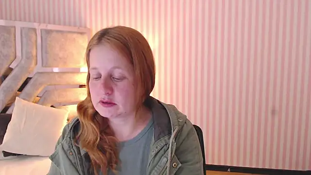 ViioletaMora online show from 02-06-25, 02:00