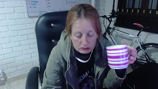 ViioletaMora online show from 02-22-25, 06:39