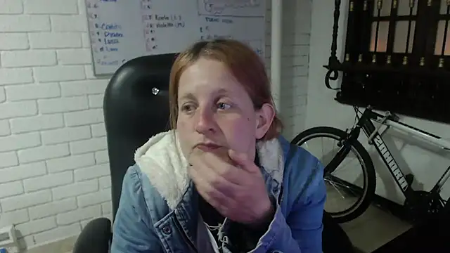 ViioletaMora online show from 02-23-25, 04:07