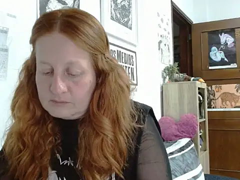 ViioletaMora online show from 05-04-26, 11:34