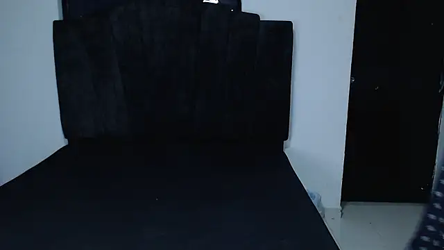 Snapshot of Ariel_Zeo1 chatting on 03-17-26, 07:50 Ariel Zeo1 online show from 03-17-26, 07:50