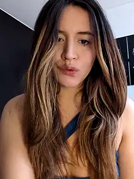 maliciaworld online show from 12-15-25, 06:12