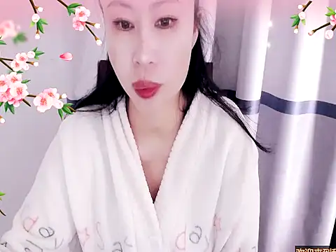 Snapshot of xiaoxuer chatting on 12-30-24, 04:42 xiaoxuer online show from 12-30-24, 04:42