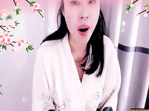 Snapshot of xiaoxuer chatting on 01-10-25, 03:50 xiaoxuer online show from 01-10-25, 03:50
