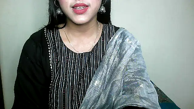 Snapshot of Princess_noorjahan chatting on 12-19-24, 04:57 Princess noorjahan online show from 12-19-24, 04:57