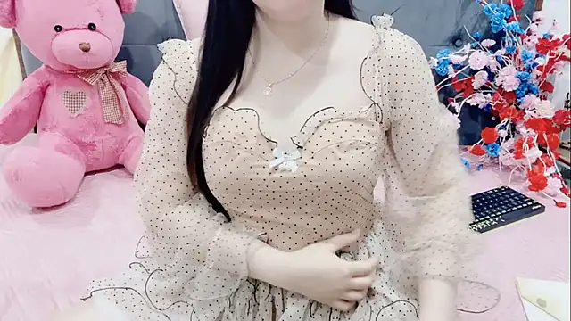 Funikio online show from 02-04-26, 01:22