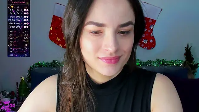 Snapshot of Camilla__one__ chatting on 01-13-25, 02:07 Camilla one online show from 01-13-25, 02:07