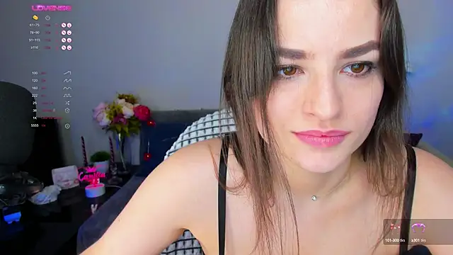 Snapshot of Camilla__one__ chatting on 02-12-25, 07:44 Camilla one online show from 02-12-25, 07:44