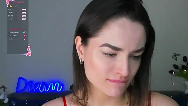 Snapshot of Camilla__one__ chatting on 03-18-25, 07:41 Camilla one online show from 03-18-25, 07:41