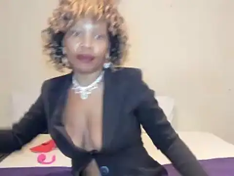 Snapshot of AfricanSquirtingQueen chatting on 05-18-26, 03:46 AfricanSquirtingQueen online show from 05-18-26, 03:46
