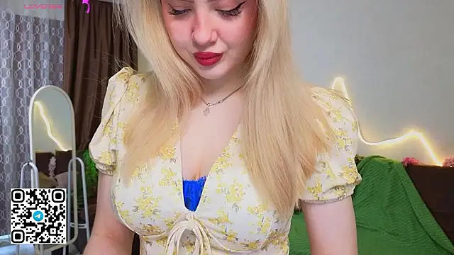 Snapshot of oliviabr0wn0 chatting on 02-24-26, 02:20 oliviabr0wn0 online show from 02-24-26, 02:20