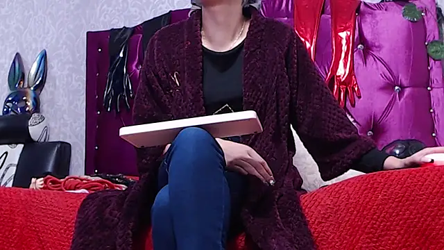 Snapshot of AyshaScott chatting on 01-11-25, 01:22 AyshaScott online show from 01-11-25, 01:22