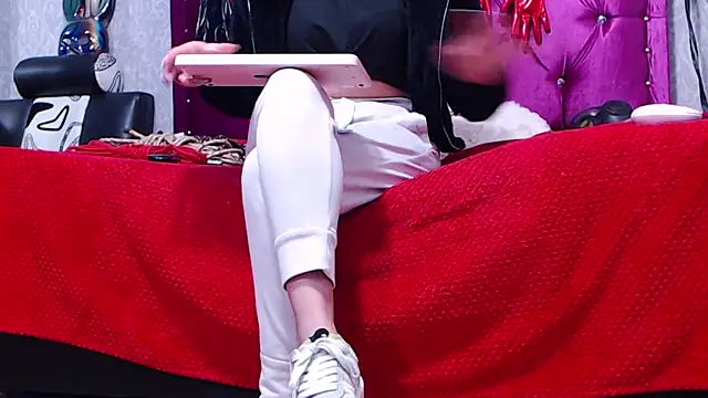 Snapshot of AyshaScott chatting on 01-13-25, 12:56 AyshaScott online show from 01-13-25, 12:56