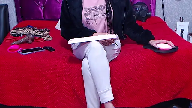 Snapshot of AyshaScott chatting on 01-15-25, 12:36 AyshaScott online show from 01-15-25, 12:36