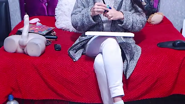 Snapshot of AyshaScott chatting on 10-07-25, 12:02 AyshaScott online show from 10-07-25, 12:02