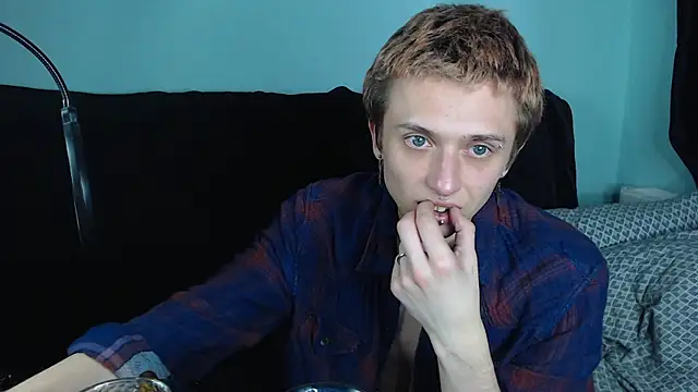 axxxturel online show from 12-02-24, 07:36