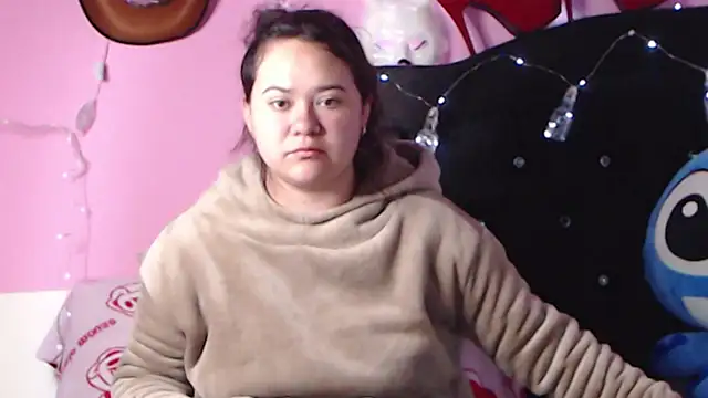 NikkiRous  online show from 12-18-24, 01:02