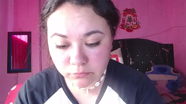 NikkiRous  online show from 10-21-25, 08:31