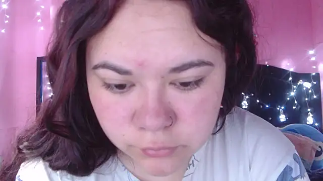 NikkiRous  online show from 11-15-25, 01:07