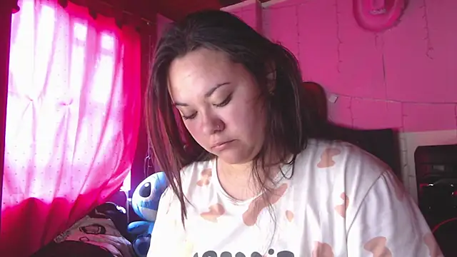 NikkiRous  online show from 06-26-26, 02:32