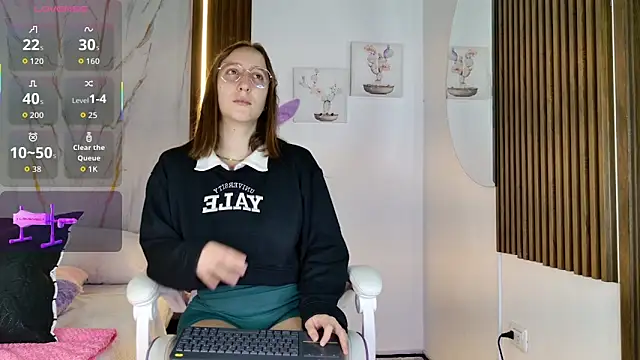 mia 099 online show from 12-02-25, 07:20