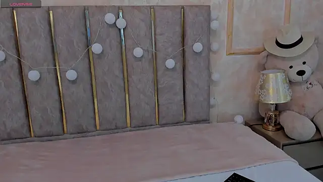 Cheerrysweett online show from 12-13-24, 12:50