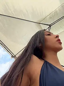 Snapshot of Ema_azel chatting on 03-13-26, 02:01 Ema azel online show from 03-13-26, 02:01