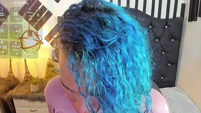 Snapshot of Giorgina_Parado chatting on 01-18-25, 04:15 Giorgina Parado online show from 01-18-25, 04:15