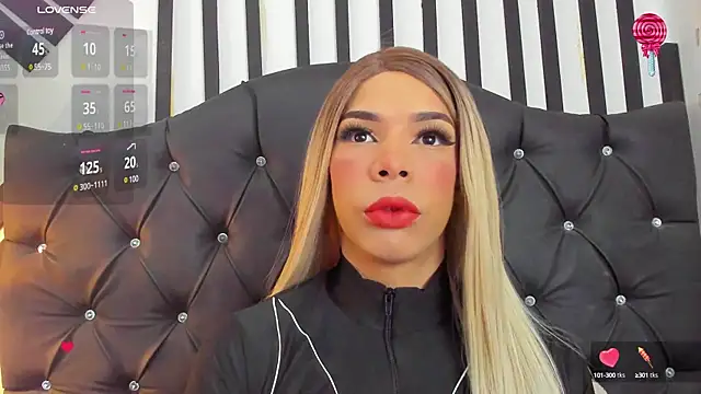 Snapshot of Giorgina_Parado chatting on 02-10-25, 02:30 Giorgina Parado online show from 02-10-25, 02:30