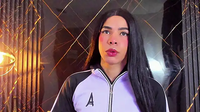 Snapshot of Giorgina_Parado chatting on 09-17-25, 03:19 Giorgina Parado online show from 09-17-25, 03:19