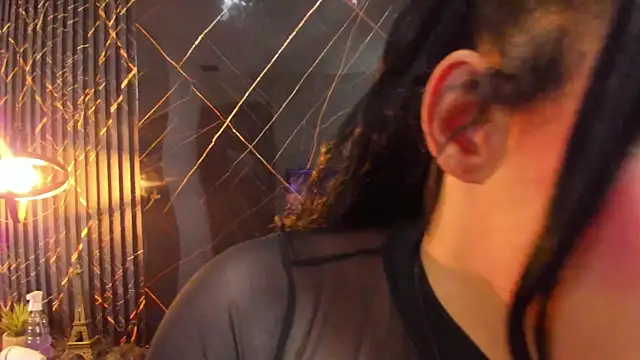 Snapshot of Giorgina_Parado chatting on 09-20-25, 03:51 Giorgina Parado online show from 09-20-25, 03:51