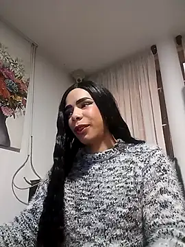 Snapshot of Giorgina_Parado chatting on 09-23-25, 12:35 Giorgina Parado online show from 09-23-25, 12:35