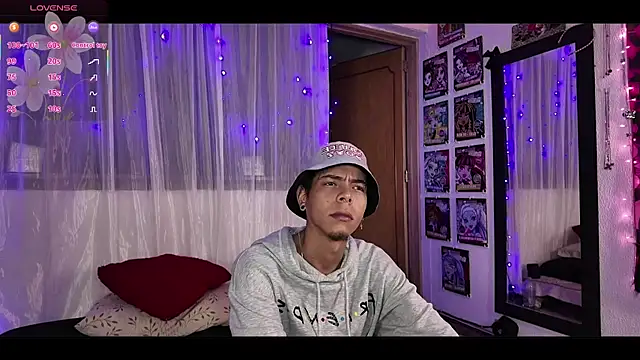 KokoAndRin online show from 04-05-26, 05:04