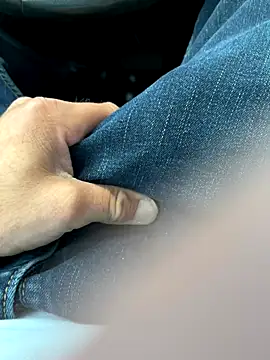 BIGWHITECOCKDOC36 online show from 10-22-25, 02:39