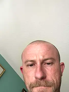 BIGWHITECOCKDOC36 online show from 10-27-25, 09:30