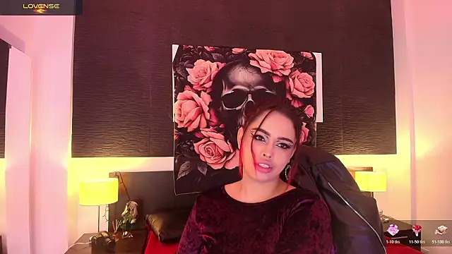 EvaaFoxxy1 online show from 02-07-26, 03:54