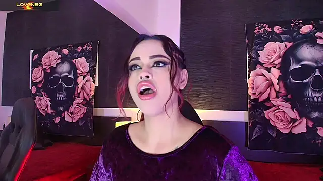 EvaaFoxxy1 online show from 03-08-26, 12:09