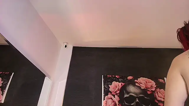 EvaaFoxxy1 online show from 06-24-26, 12:04
