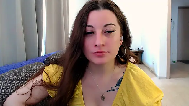 Helen Adams  online show from 06-08-26, 06:47