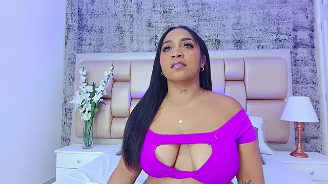 KateVenegas online show from 01-29-25, 08:04