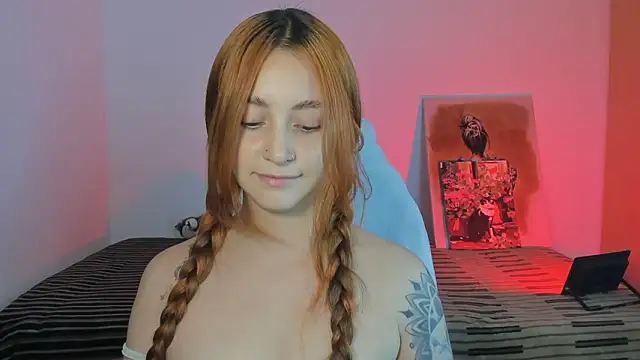 Snapshot of annie_mora chatting on 02-18-26, 01:34 annie mora online show from 02-18-26, 01:34