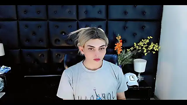 Snapshot of Daniela_Pink_ chatting on 02-13-26, 07:54 Daniela Pink online show from 02-13-26, 07:54